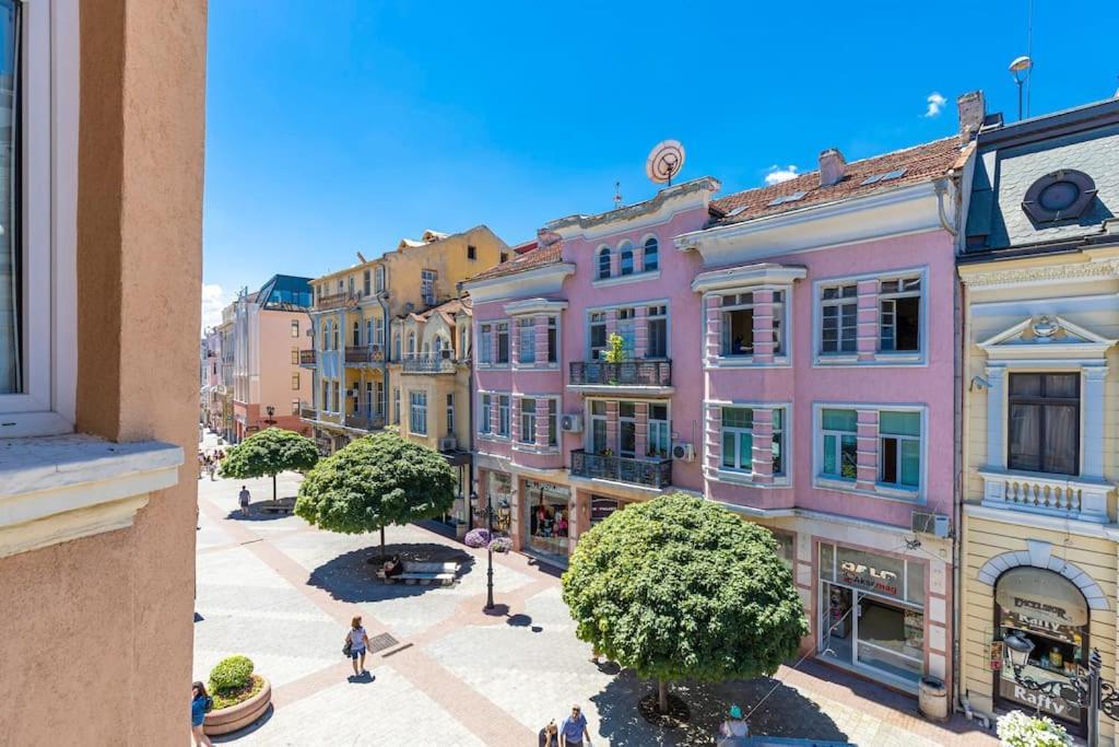 House Of History , Rooms In The Main Street Plovdiv Exteriör bild